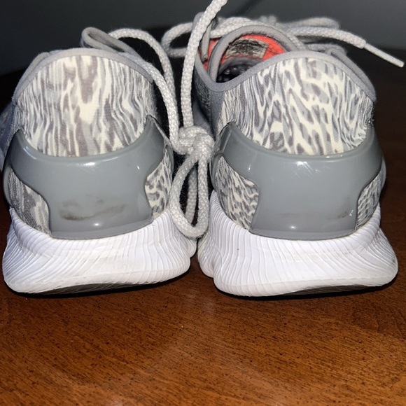 Under Armour Gray and Orange Athletic Shoes - Picture 6 of 7